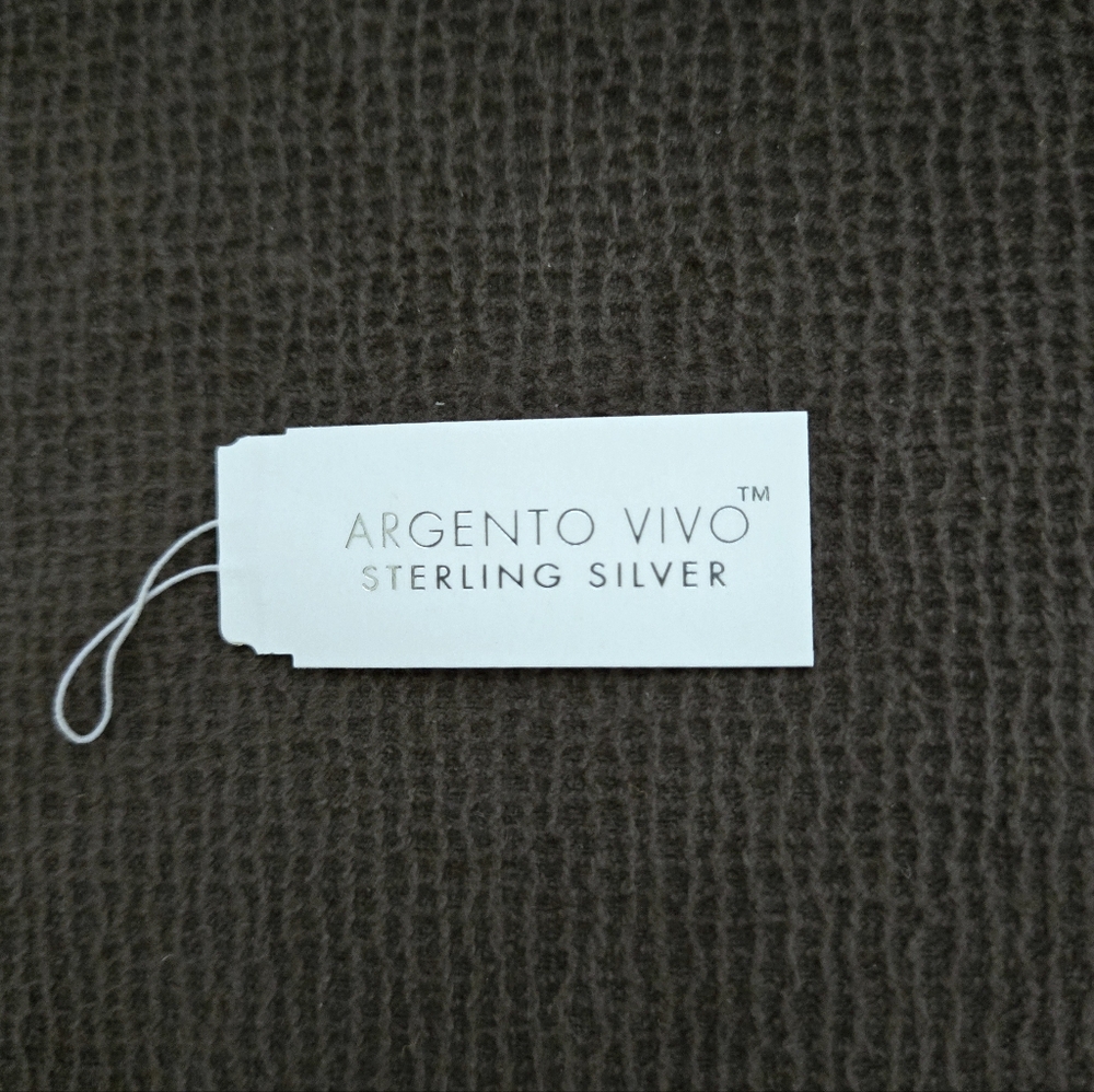 Argento Vivo Dainty Gold💛 Stationary Charms Necklace - NWT - Picture 7 of 15